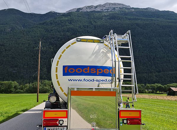 Transport flüssige Lebensmittel / Tankwagen von Foodsped Transport flüssige Lebensmittel / Tankwagen von Foodsped